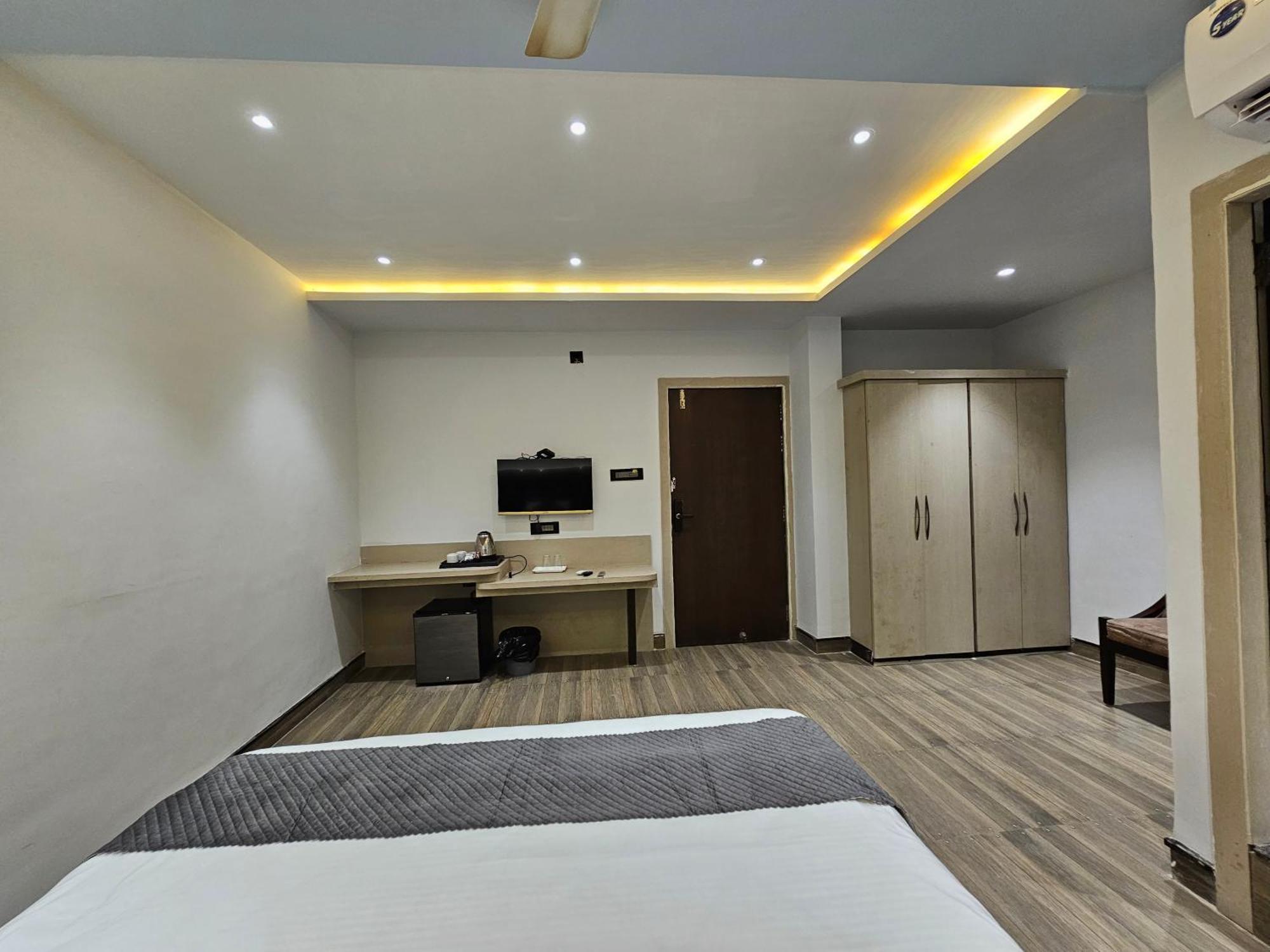 Hotel Mk Vivanta Gwalior Exterior photo